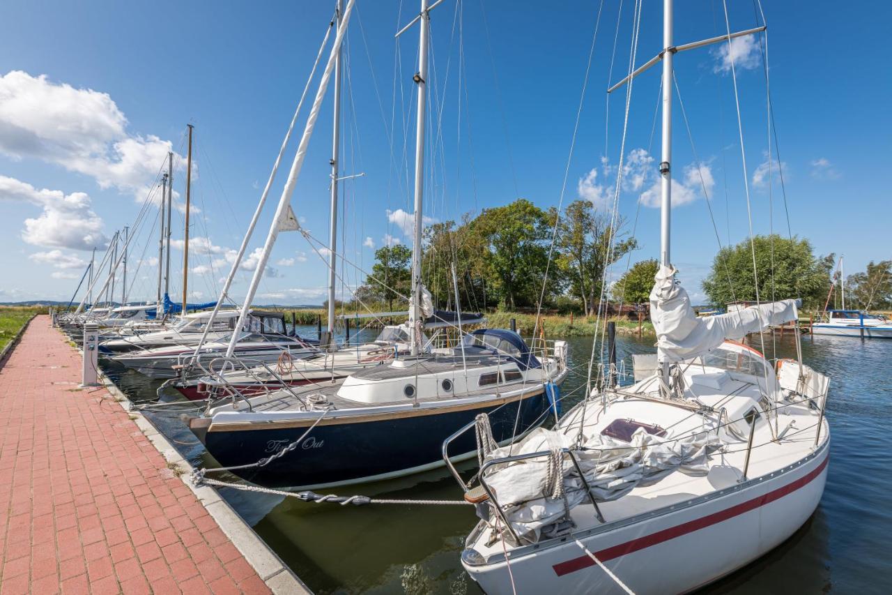Marina Martinshafen - Beach life Sassnitz Exterior foto